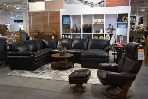 Furniture Store «Slumberland Furniture», reviews and photos, 4390 Dodge St, Dubuque, IA 52003, USA