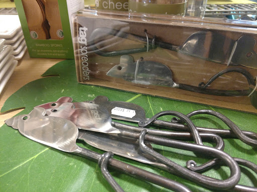 Gourmet Grocery Store «Beans & Barley», reviews and photos, 1901 E North Ave, Milwaukee, WI 53202, USA