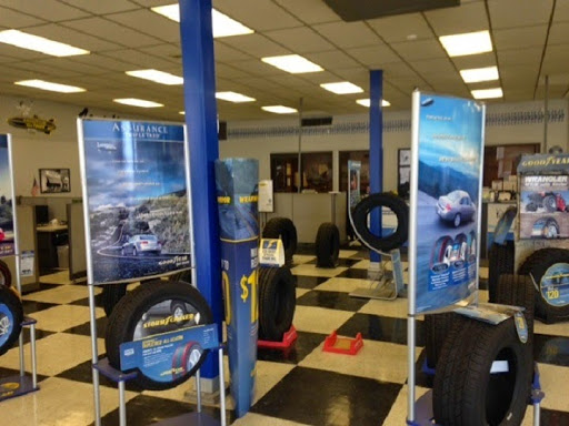 Tire Shop «McWhorter Tire & Auto», reviews and photos, 1008 Texas Ave, Lubbock, TX 79401, USA