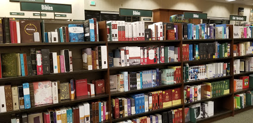 Book Store «Barnes & Noble», reviews and photos, 19401 Alderwood Mall Pkwy, Lynnwood, WA 98036, USA