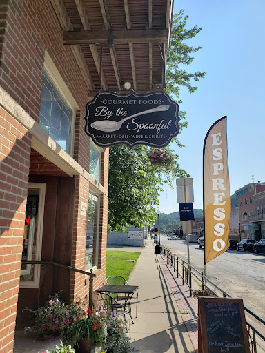 By The Spoonful, 221 Main St, McGregor, IA 52157, USA, 