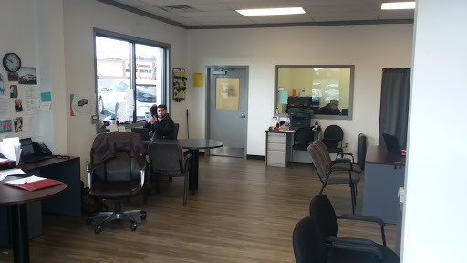 Used Car Dealer «Hi Lo Auto Sales & Service - 40», reviews and photos, 1427 W Patrick St, Frederick, MD 21702, USA