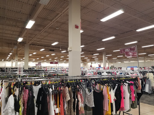 Clothing Store «Burlington Coat Factory», reviews and photos, 533 S Broad St, Meriden, CT 06450, USA