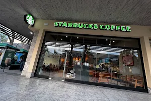 Starbucks Forum Cuernavaca image