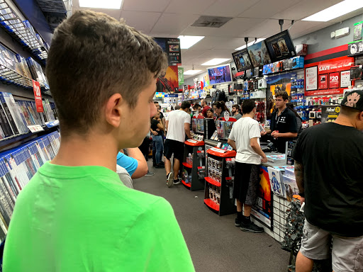 Video Game Store «GameStop», reviews and photos, 2451 W 68th St #1, Hialeah, FL 33016, USA
