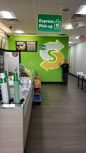 Shopping Mall «Penn Mar Shopping Center», reviews and photos, 2950 Donnell Dr, Forestville, MD 20747, USA