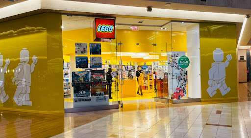 Shopping Mall «Northbrook Court», reviews and photos, 2171 Lake Cook Rd, Northbrook, IL 60062, USA