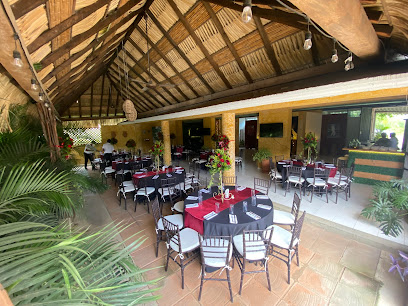 La Antigua Restaurant Bar - Carretera costera Km1 Barrio el Laboratorio, 71603, Vicente Guerrero, 71603 Pinotepa Nacional, Oax., Mexico