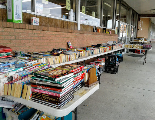 Book Store «Wonder Book and Video», reviews and photos, 607 Dual Hwy, Hagerstown, MD 21740, USA