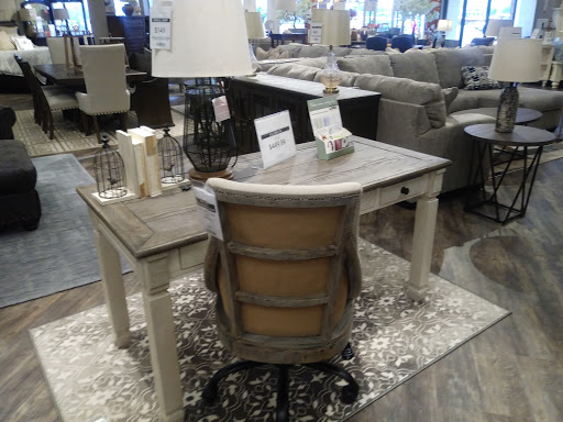 Furniture Store «Ashley Furniture HomeStore», reviews and photos, 651 Interstate 35 Business Loop, New Braunfels, TX 78130, USA
