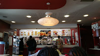 Atmosphère du Restaurant KFC MONTGERON - n°12
