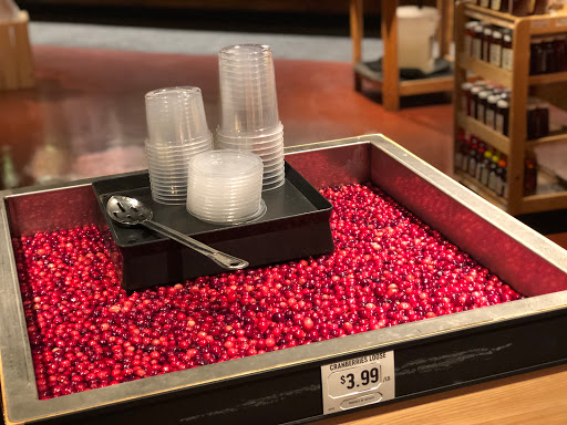 Grocery Store «The Fresh Market», reviews and photos, 3722 Henderson Blvd, Tampa, FL 33609, USA