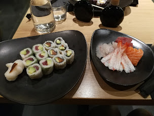 Photo n°21 de Sushi Shop Rouen Vieux Marché à Rouen ()