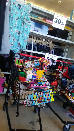 Dollar Store «FAMILY DOLLAR», reviews and photos, 1683 E Hinson Ave, Haines City, FL 33844, USA