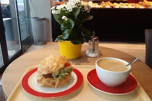 Café-Bäckerei Bauder image