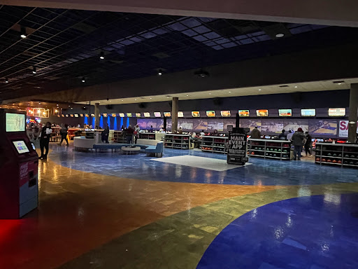 Restaurant «Main Event Entertainment», reviews and photos, 3941 N Central Expy, Plano, TX 75023, USA