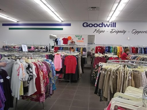Thrift Store «Goodwill Store and Donation Center (Joplin)», reviews and photos