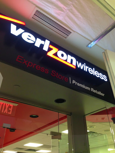Cell Phone Store «Verizon Authorized Retailer, Express Store», reviews and photos, 37 Mamaroneck Ave, White Plains, NY 10601, USA