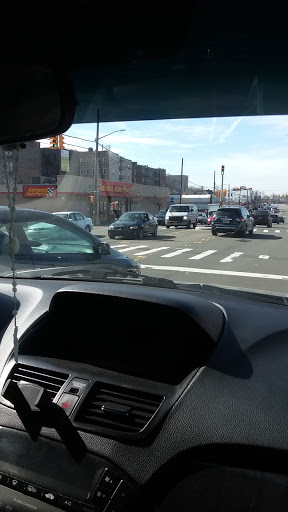 Auto Parts Store «Advance Auto Parts», reviews and photos, 1840 E Tremont Ave, Bronx, NY 10460, USA