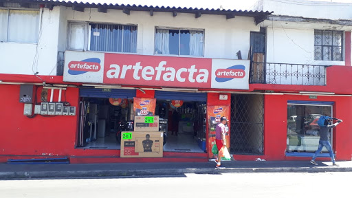 Artefacta