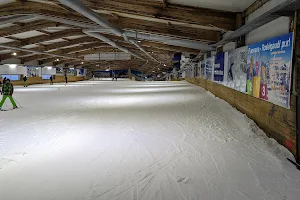 Skihalle image