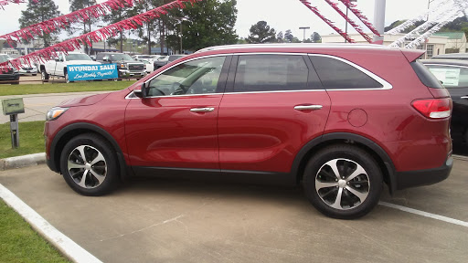 Kia Dealer «Orr Kia of Shreveport», reviews and photos, 1111 E Bert Kouns Industrial Loop, Shreveport, LA 71115, USA