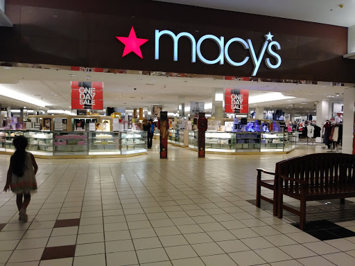 Auburn Mall, 385 Southbridge St, Auburn, MA 01501, USA, 