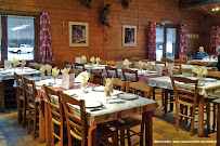 Atmosphère du Restaurant français Restaurant La Marmotte à Le Grand-Bornand - n°8