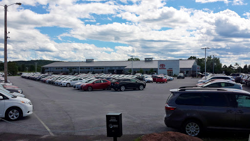 Toyota Dealer «Handy Toyota», reviews and photos