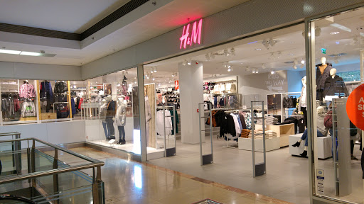 H&M