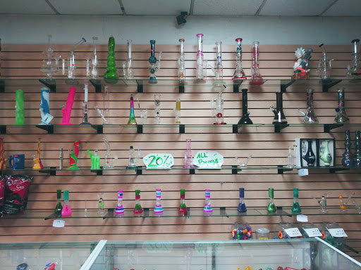 Tobacco Shop «Denver Cigarette Store», reviews and photos, 1014 S Federal Blvd, Denver, CO 80219, USA