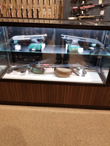 Outdoor Sports Store «Field & Stream», reviews and photos, 1501 Sentinel Dr Ste B, Chesapeake, VA 23320, USA