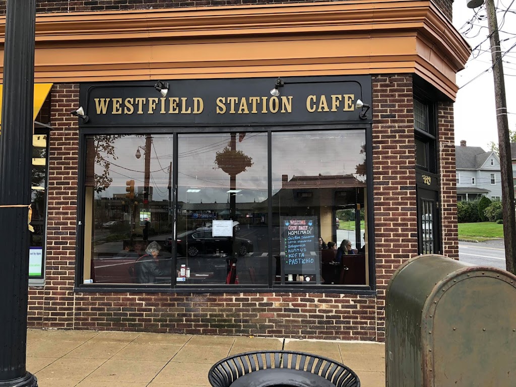 Westfield Station Cafe 07090