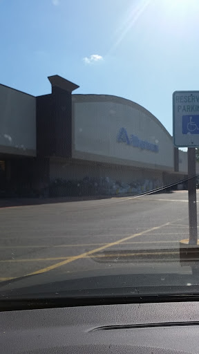Grocery Store «Albertsons», reviews and photos, 105 E Southfield Rd, Shreveport, LA 71105, USA