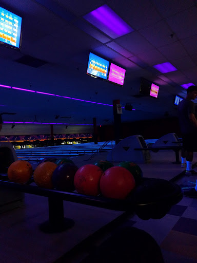 Bowling Alley «AMF Shirley Lanes», reviews and photos, 30 The Green, Shirley, NY 11967, USA