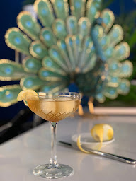 Photo n°53 de A la Ville de Petrograd à Paris ()