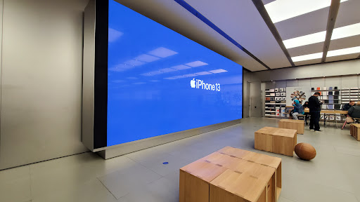 Computer Store «Apple Christiana Mall», reviews and photos, 125 Stanton Christiana Rd, Newark, DE 19702, USA