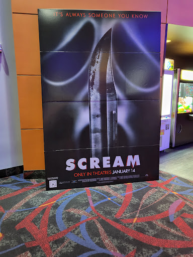 Movie Theater «Regal Cinemas Valley View Grande 16», reviews and photos, 4730 Valley View Blvd NW, Roanoke, VA 24012, USA