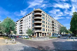 Bonusfeature - Exklusive Luxus Wohnung - Apartment mieten - wohnen auf Zeit in Berlin image