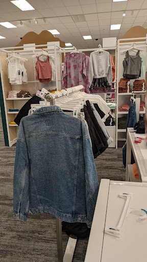 Department Store «Target», reviews and photos, 325 New Byhalia Rd, Collierville, TN 38017, USA