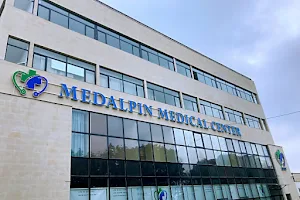 Medalpin Medical Center Budapest MMC 诊疗中心 image