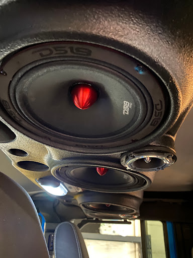 Car Stereo Store «Soundbytes Automotive Electronics,Inc», reviews and photos, 328 W N Ave, Northlake, IL 60164, USA