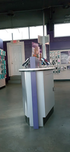 Cell Phone Store «MetroPCS Authorized Dealer», reviews and photos, 3451 Dogwood Dr, Hapeville, GA 30354, USA