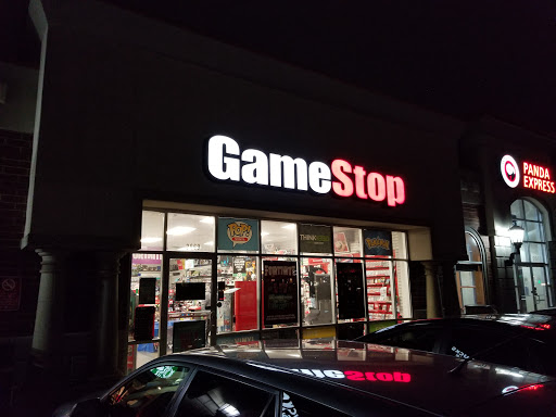 GameStop, 2669 E Main St, Plainfield, IN 46168, USA, 
