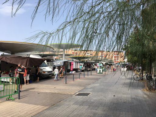 Mercadillos abiertos hoy Córdoba