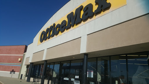 Office Supply Store «OfficeMax», reviews and photos, 2255 Howard St, Evanston, IL 60202, USA