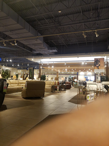 Furniture Store «Gardner-White Furniture», reviews and photos, 45300 Hayes Rd, Macomb, MI 48044, USA