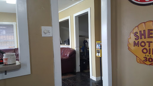 Car King, 114 N Weidner Rd, San Antonio, TX 78233, USA, 