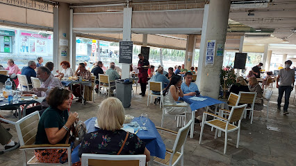 Bar Restaurante Casa Miguel - C. Villa de Madrid, s/n, 21001 Huelva, Spain