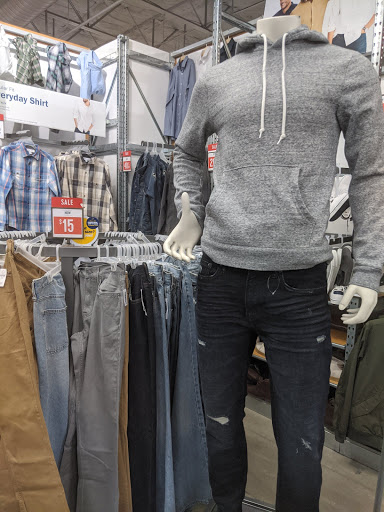 Clothing Store «Old Navy», reviews and photos, 3065 NY-50, Saratoga Springs, NY 12866, USA